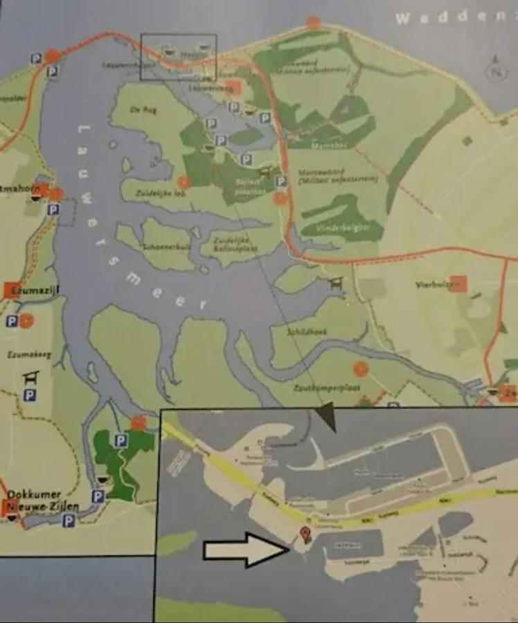 Waterhuisjes Op De Pier Van Lauwersmeerplezier! Lauwersoog Exteriér fotografie